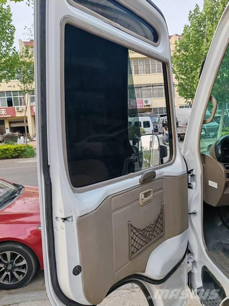 Toyota Coaster Távolsági buszok