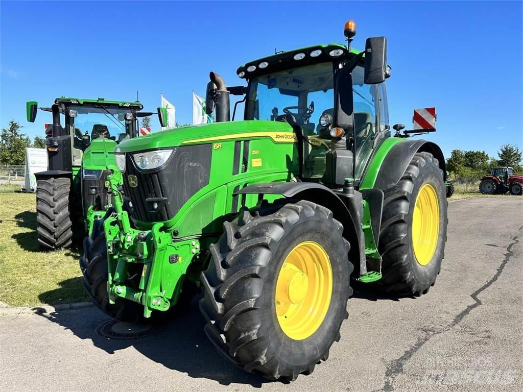 John Deere 6R 250 Traktorok