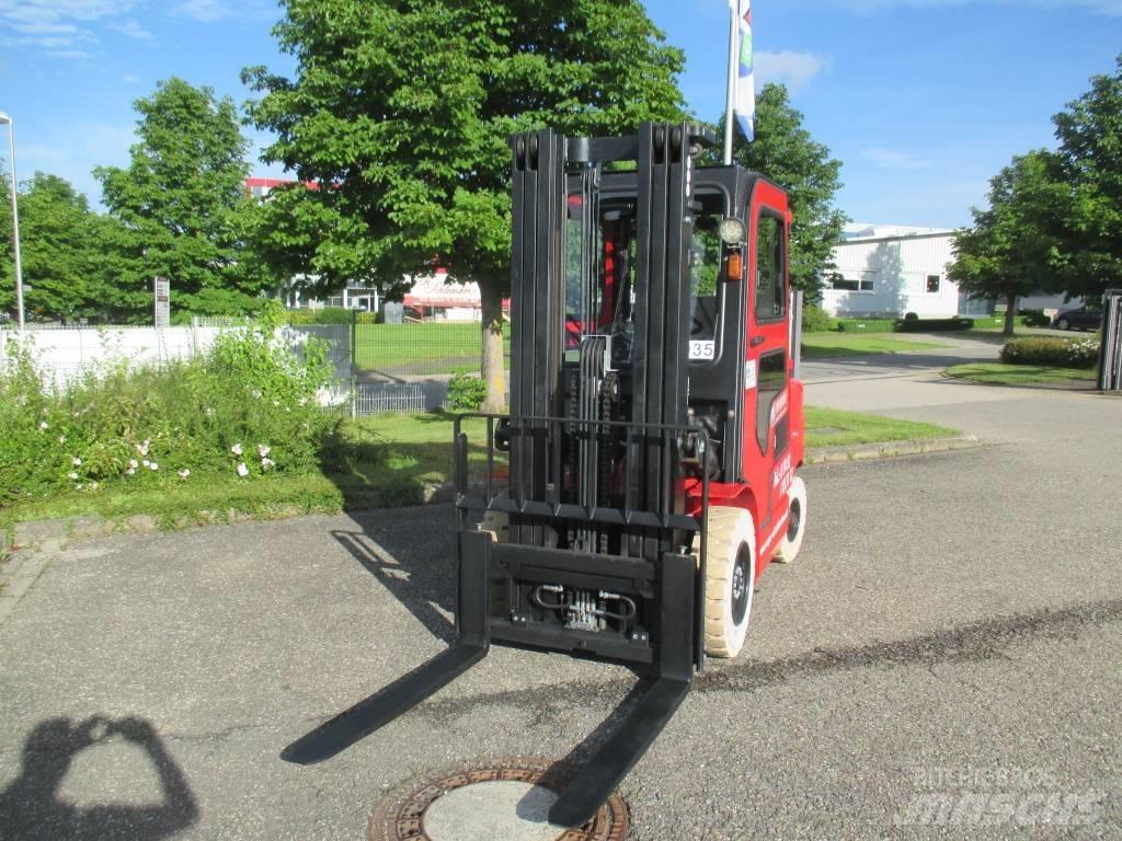 EP EFL 252 Elektromos targoncák