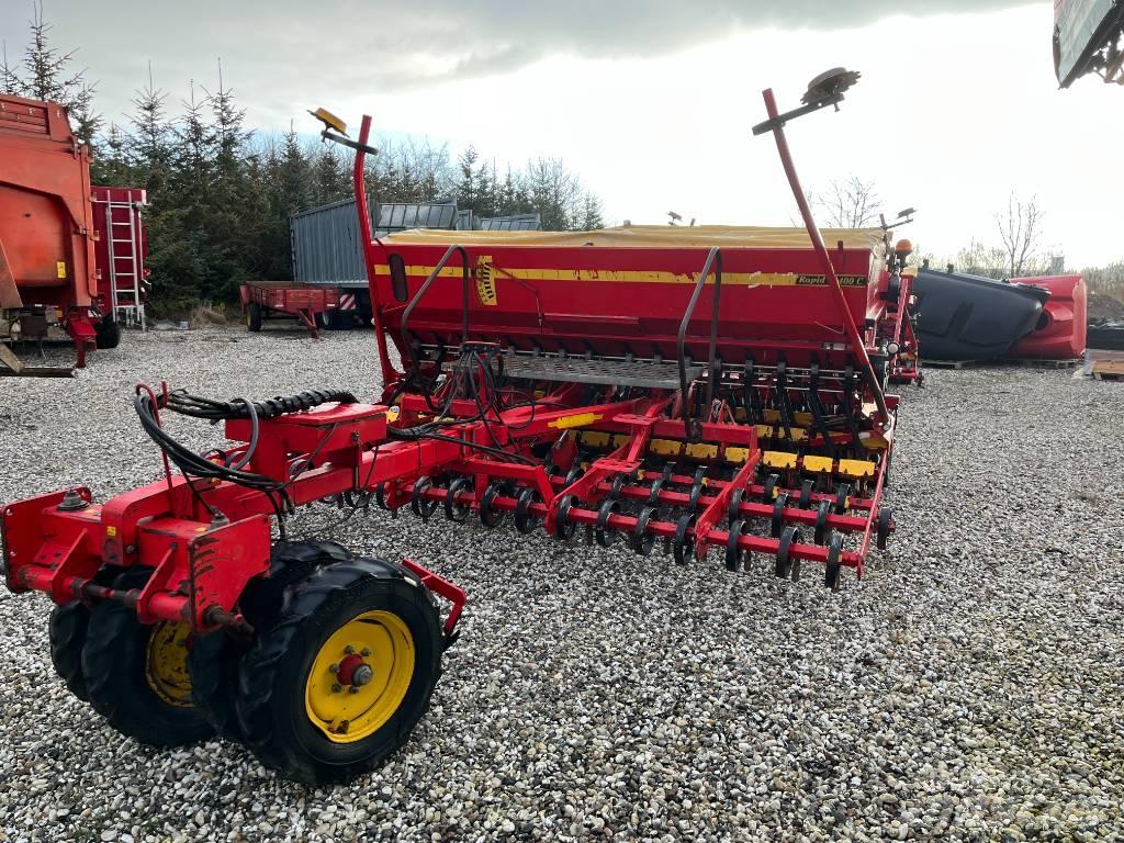 Väderstad Rapid400C Vetőgépek
