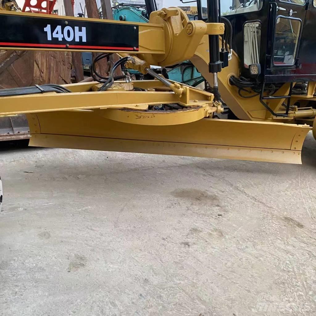 CAT 140 H Gréderek