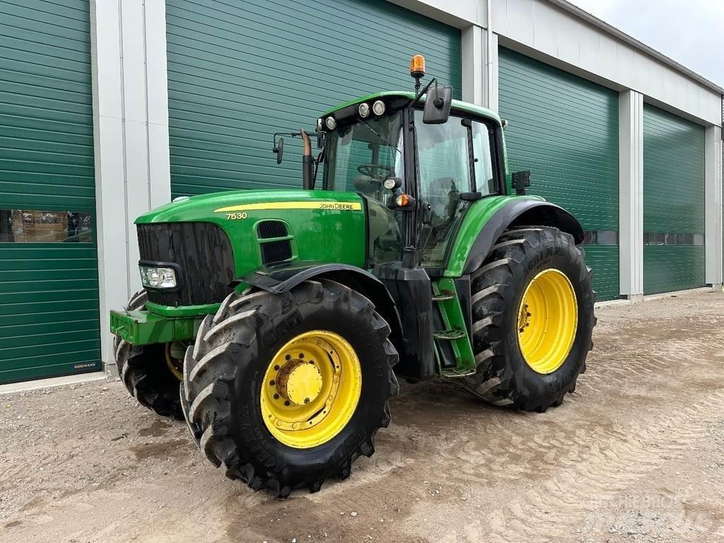 John Deere 7530 Traktorok