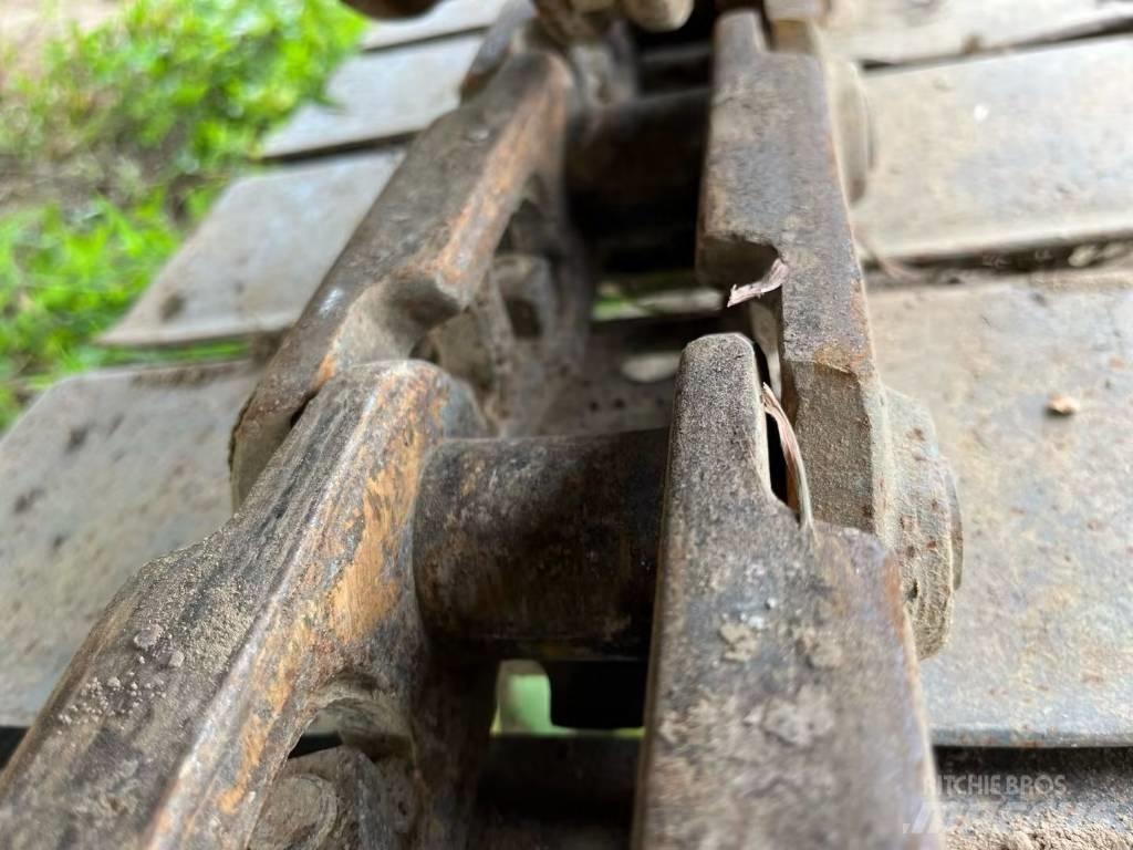 Komatsu PC70-8加长臂 Lánctalpas kotrók