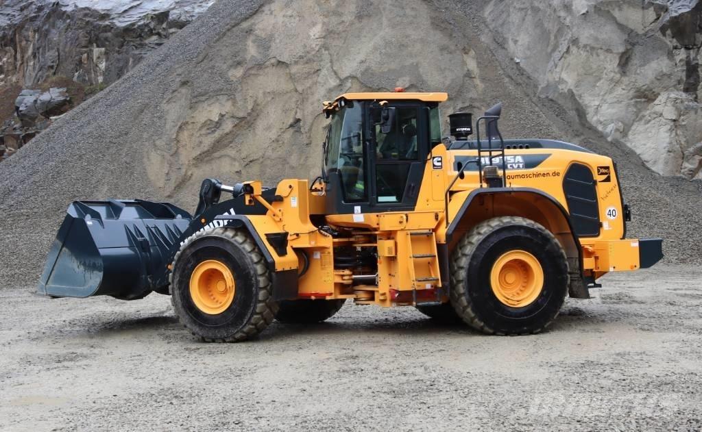 Hyundai HL 975 ACVT Gumikerekes homlokrakodók