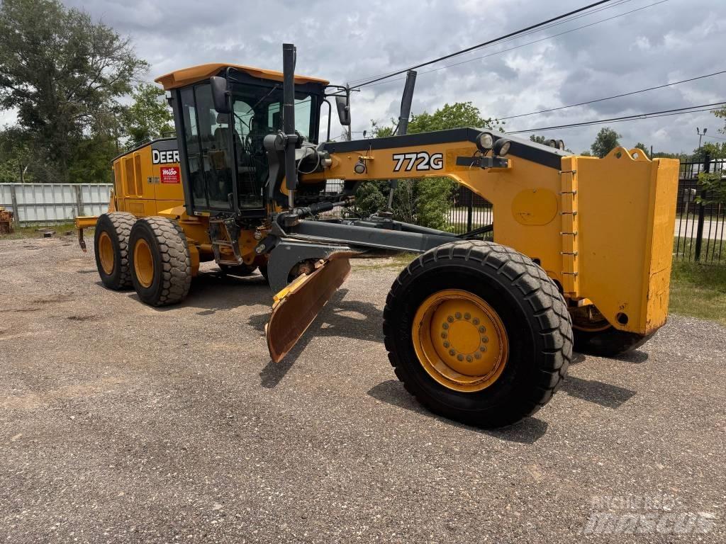 DEERE 772G Gréderek