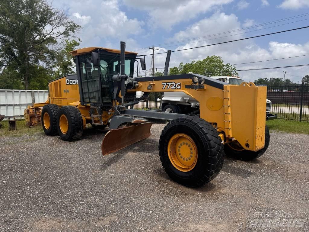 DEERE 772G Gréderek
