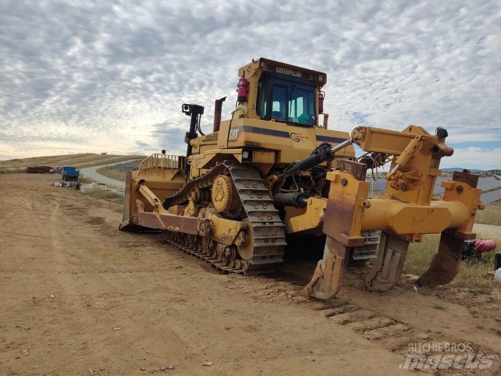 CAT D 9 R lánctalpas dózerek