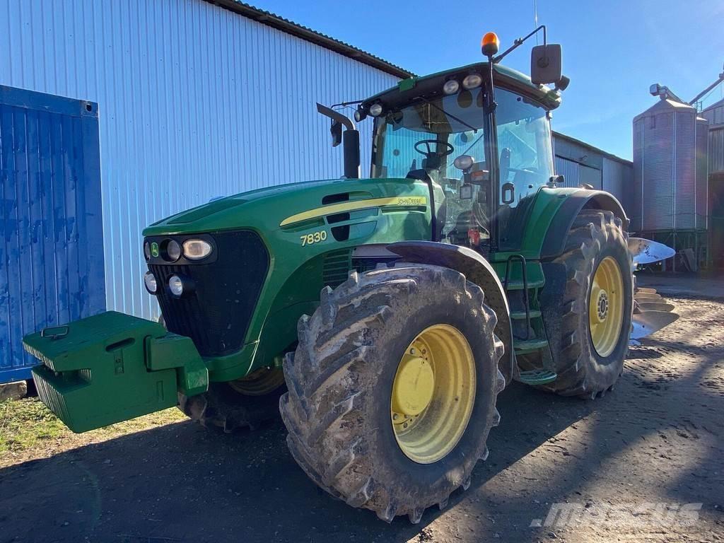 John Deere 7830 Traktorok