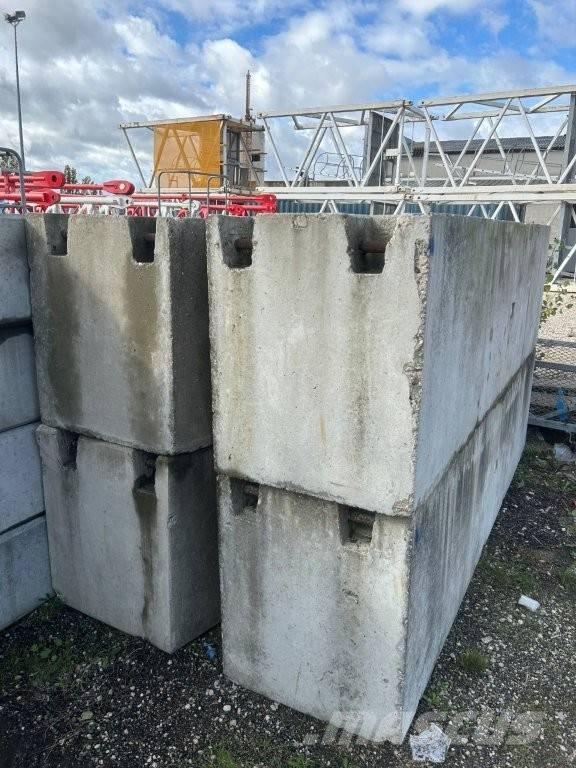 Potain MR 225 Torony daruk