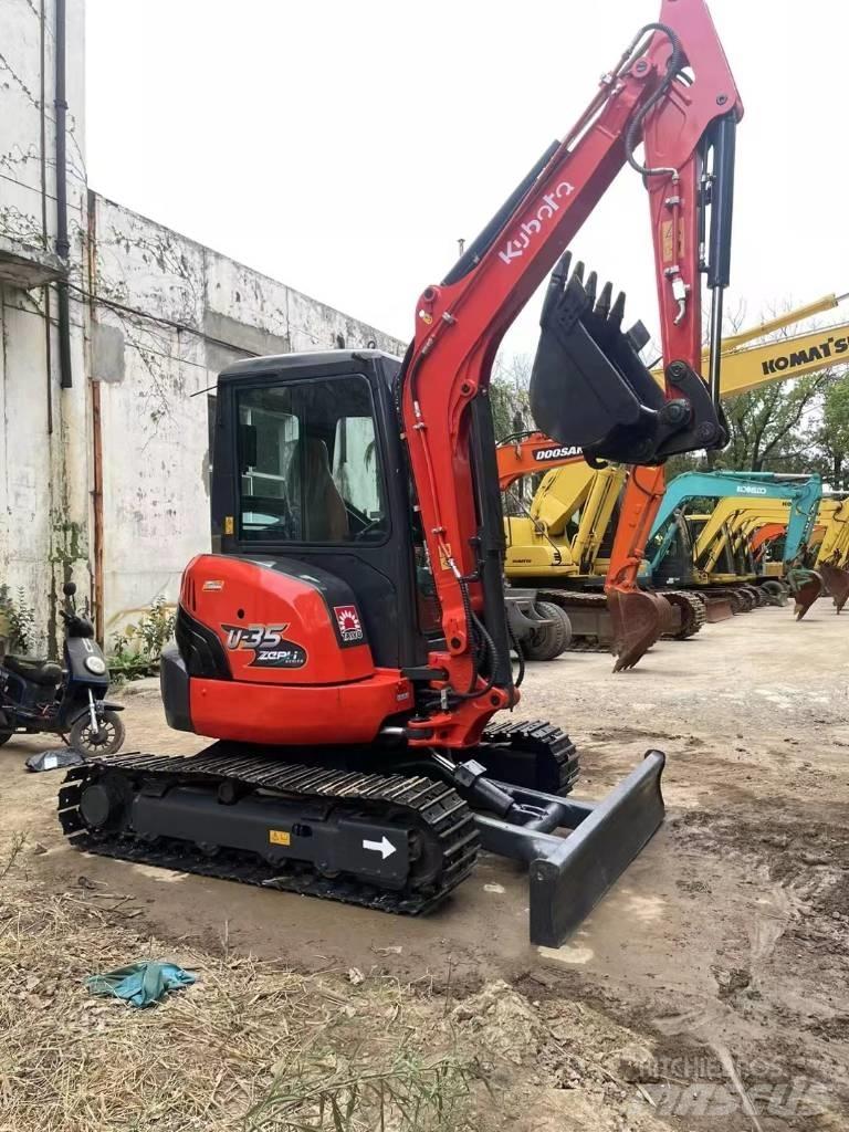Kubota U35 Mini kotrók < 7t