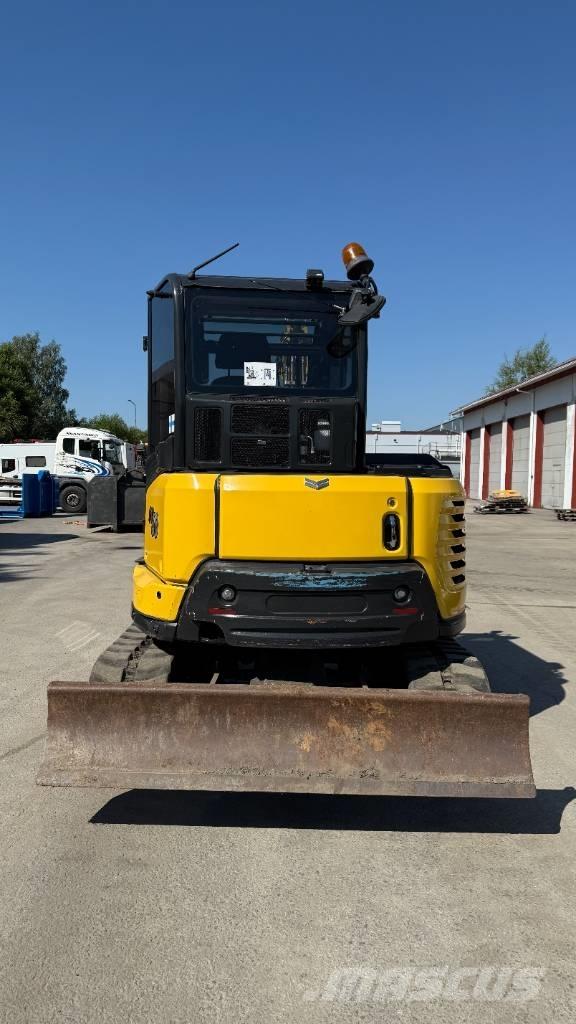Yanmar SV 60 Mini kotrók < 7t