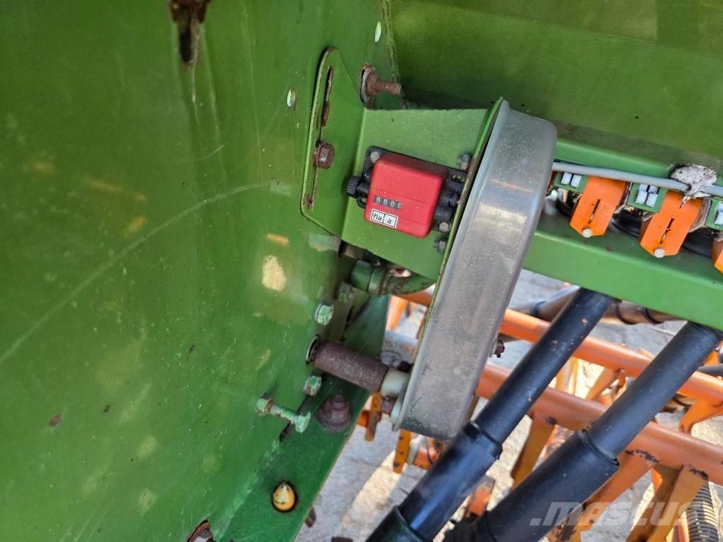 Amazone D8-30 Sorvetőgép