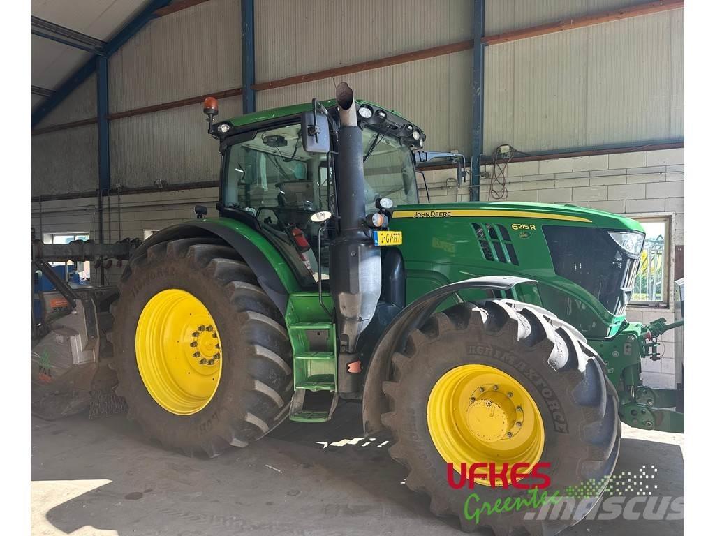 John Deere 6215 R Traktorok