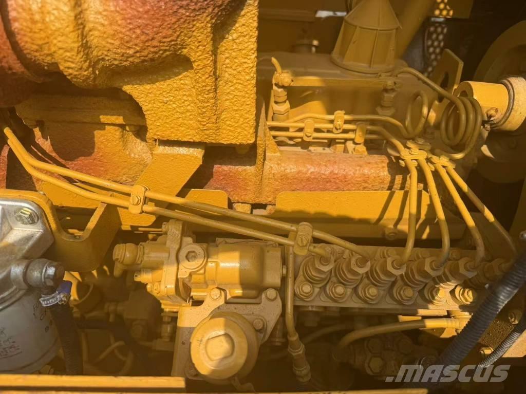 CAT D 6 G lánctalpas dózerek