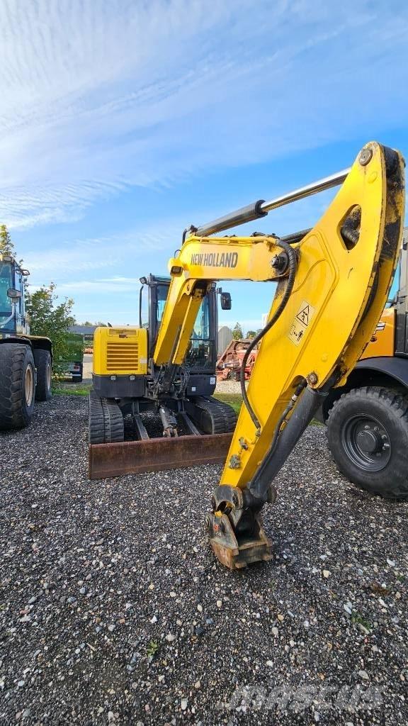 New Holland E60C Mini kotrók < 7t
