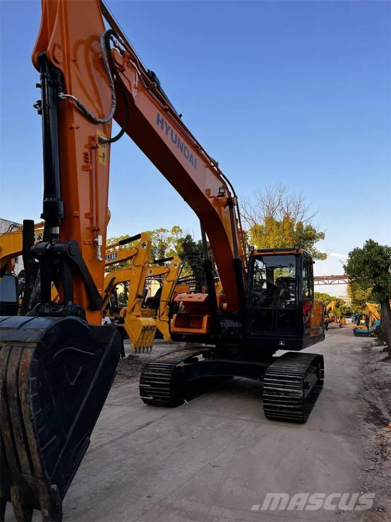 Hyundai 220LC-9S Lánctalpas kotrók