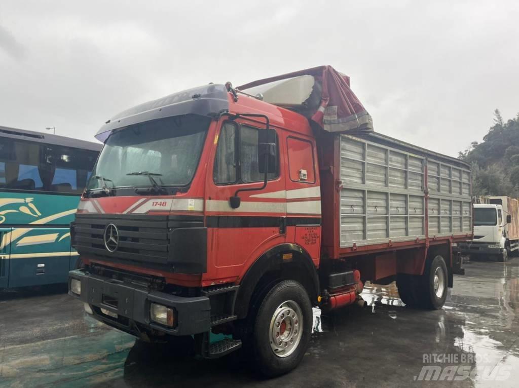 Mercedes-Benz 1748 Billenő teherautók