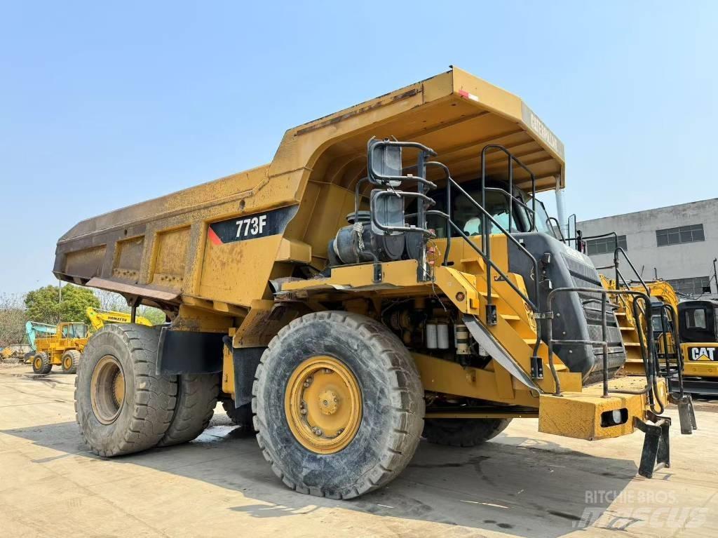 CAT 773 F Nehézdömper