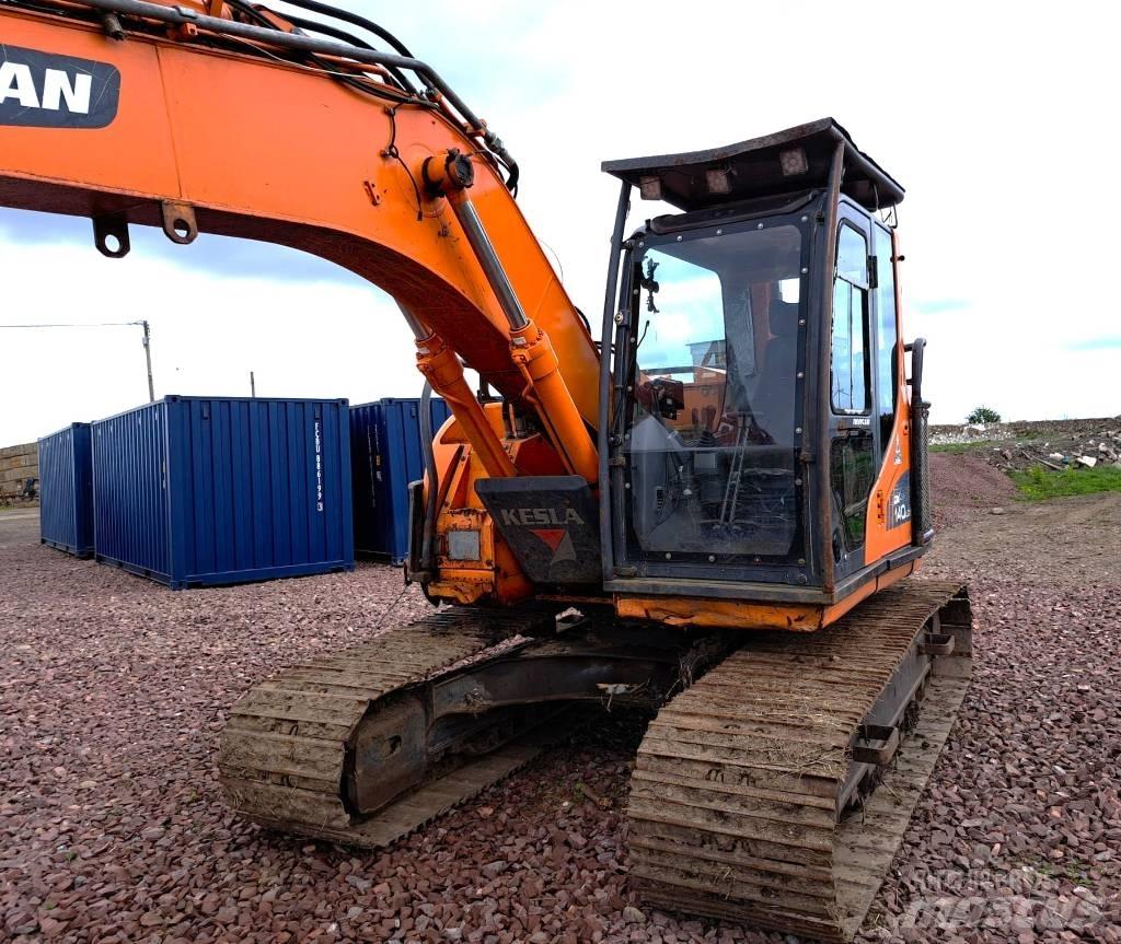 Doosan DX 140 LCR-3 Betakarítók