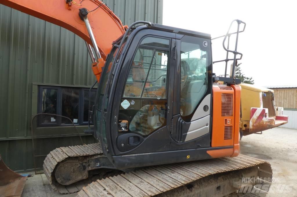 Hitachi ZX 135 US-6 Lánctalpas kotrók