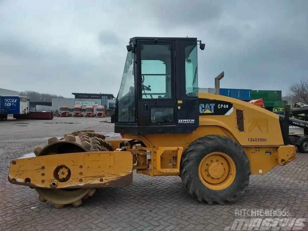 CAT CP 44 Egydobos hengerek