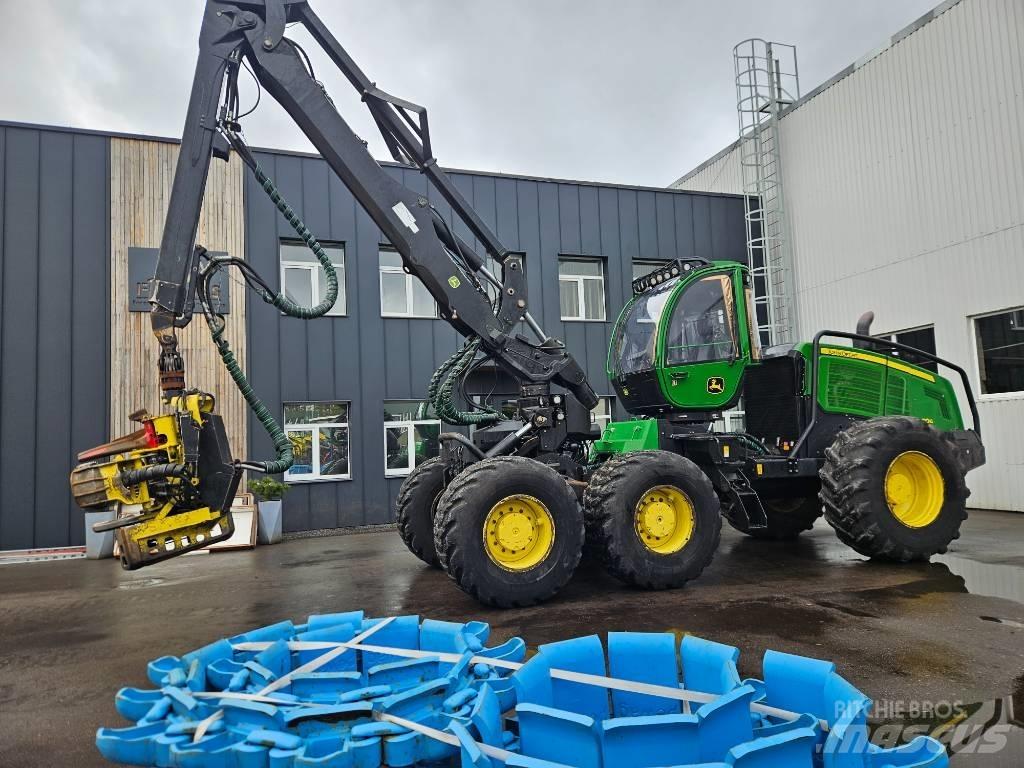 John Deere 1470 G Betakarítók