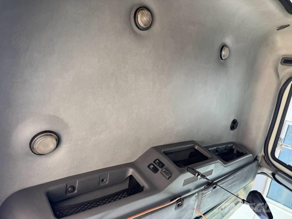 Mack Granite Billenő teherautók