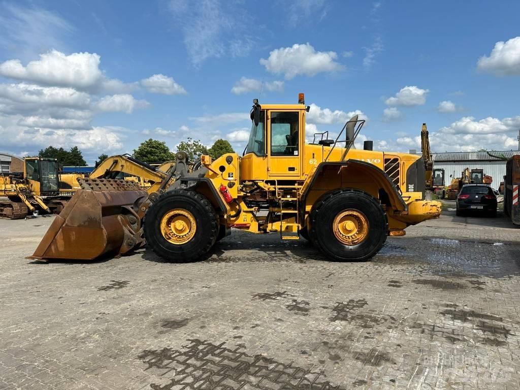 Volvo L180E Gumikerekes homlokrakodók