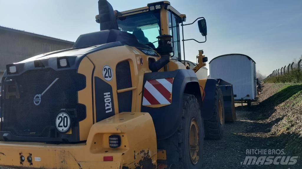 Volvo L 120 H Gumikerekes homlokrakodók
