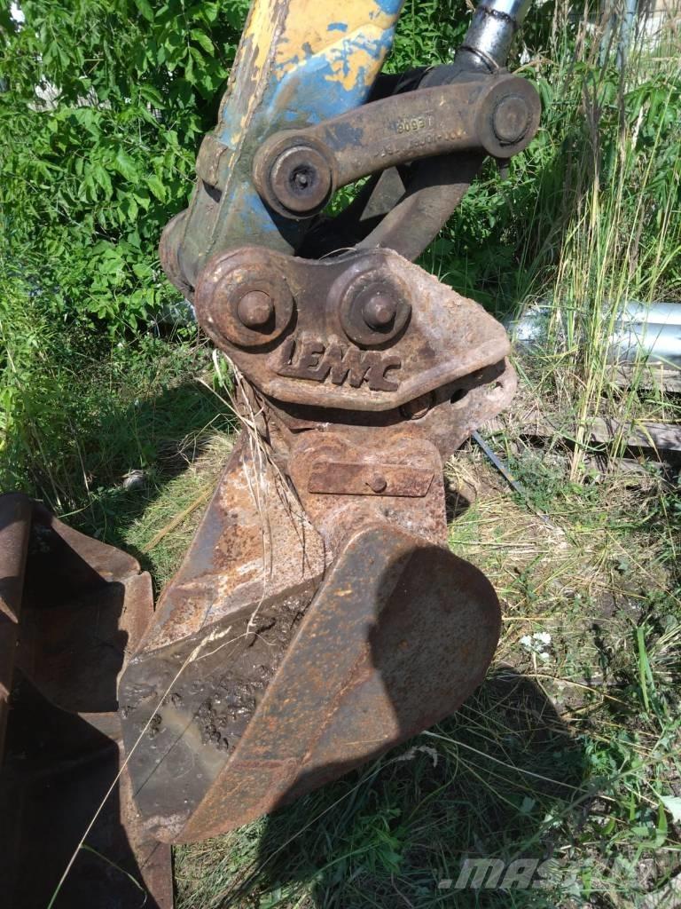 JCB 8025 Mini kotrók < 7t