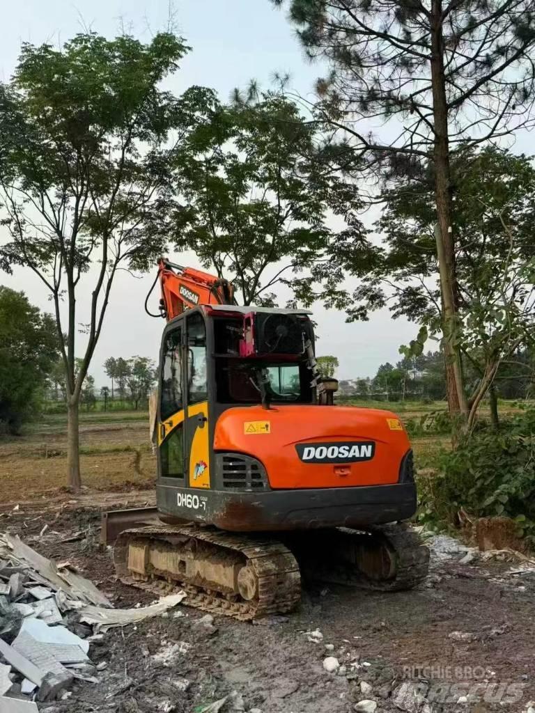 Doosan DH 60-7 Mini kotrók < 7t