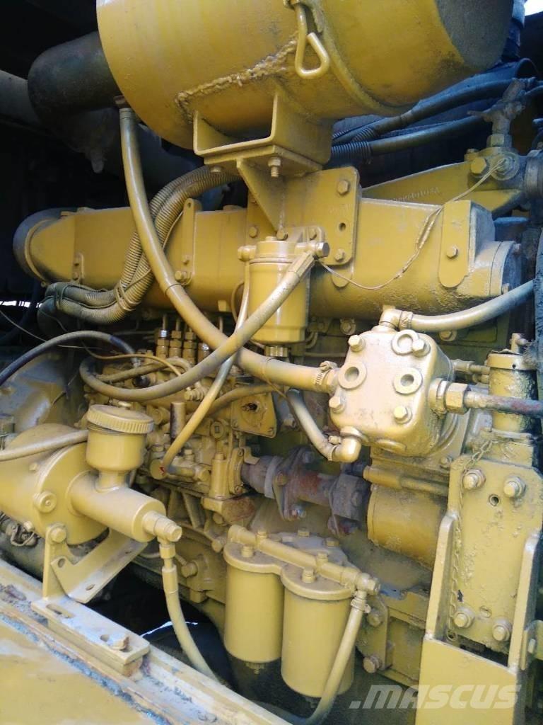 CAT 966 F Gumikerekes homlokrakodók