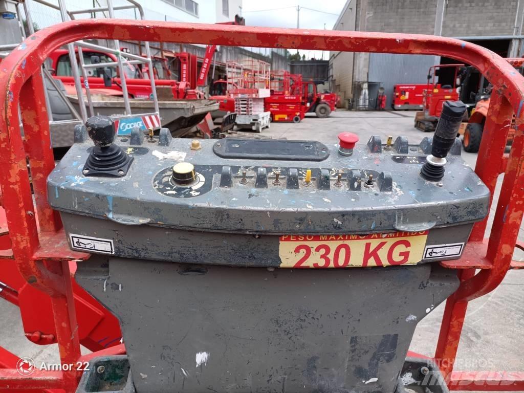 JLG 600 AJ Karos emelők