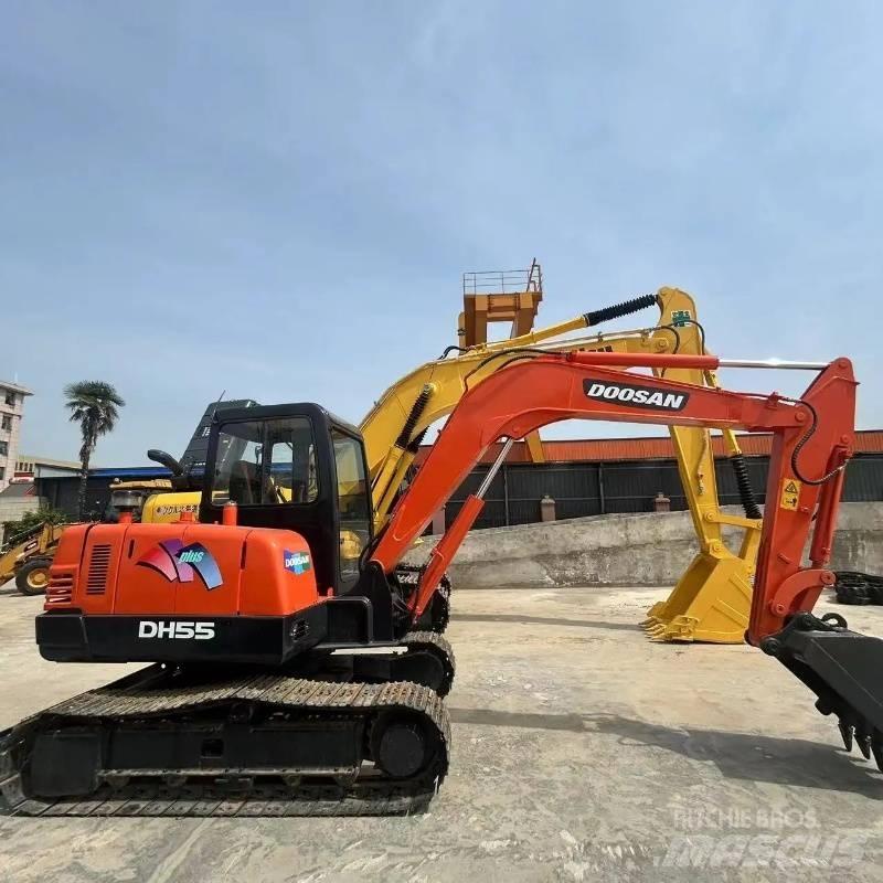Doosan DH 55 Mini kotrók < 7t