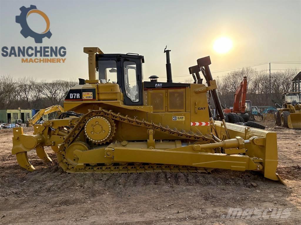 CAT D7R lánctalpas dózerek