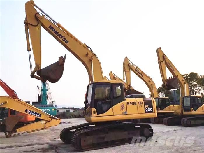 Komatsu PC 200-7 Lánctalpas kotrók