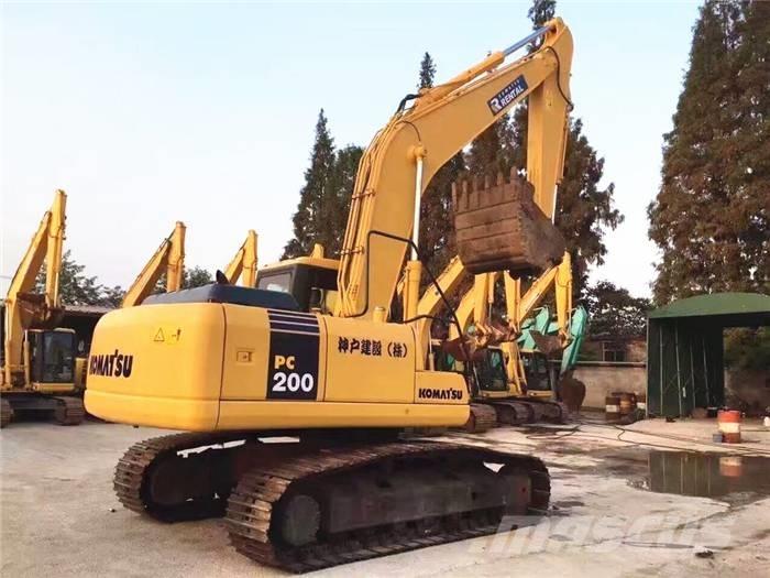 Komatsu PC 200-7 Lánctalpas kotrók