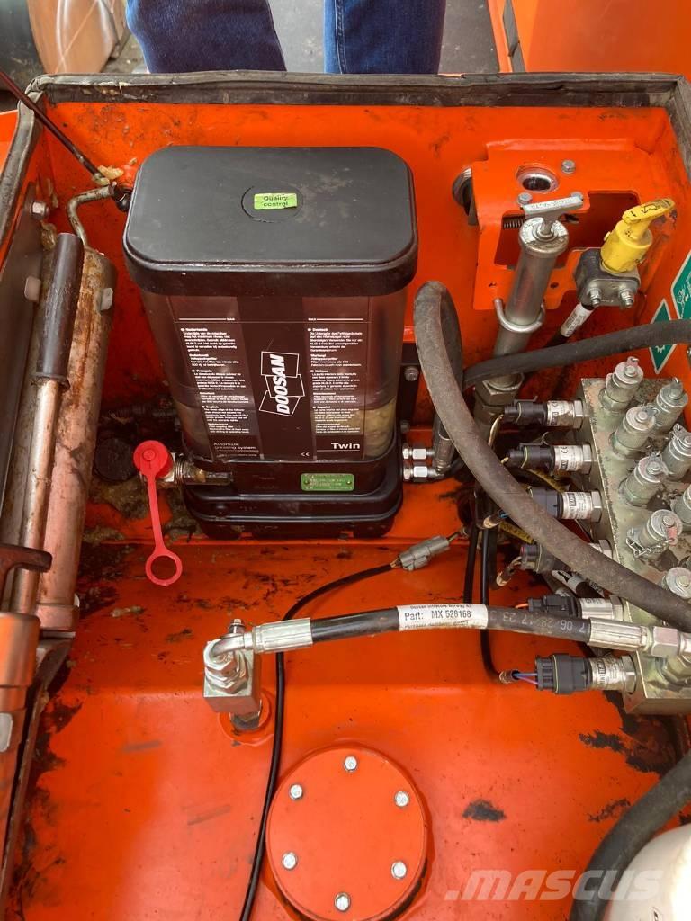 Doosan DA 30 Csuklósdömperek