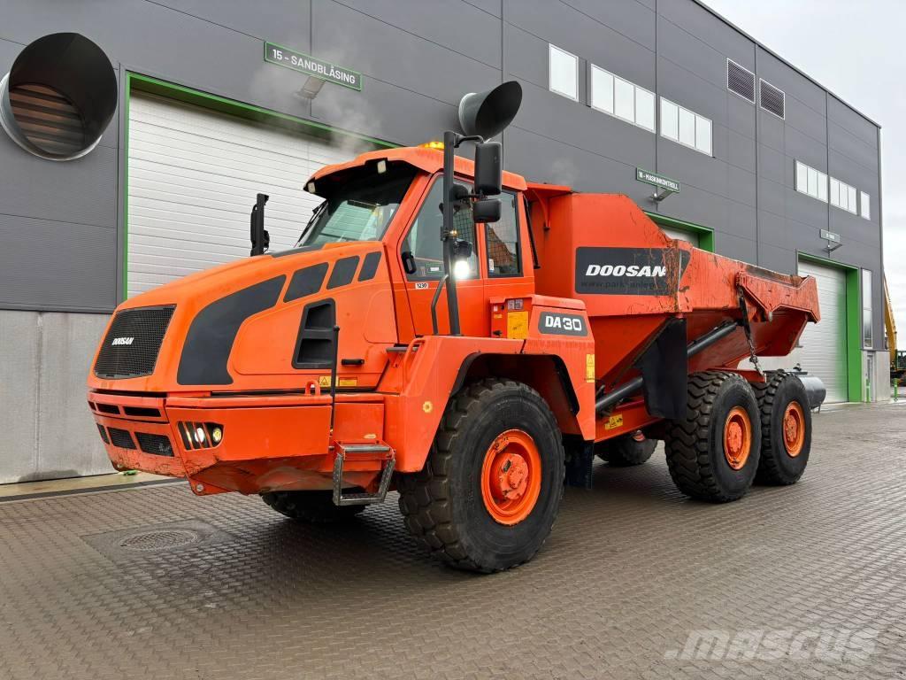Doosan DA 30 Csuklósdömperek