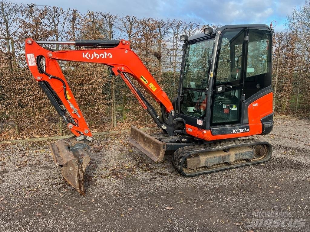 Kubota KX027-4 Mini kotrók < 7t