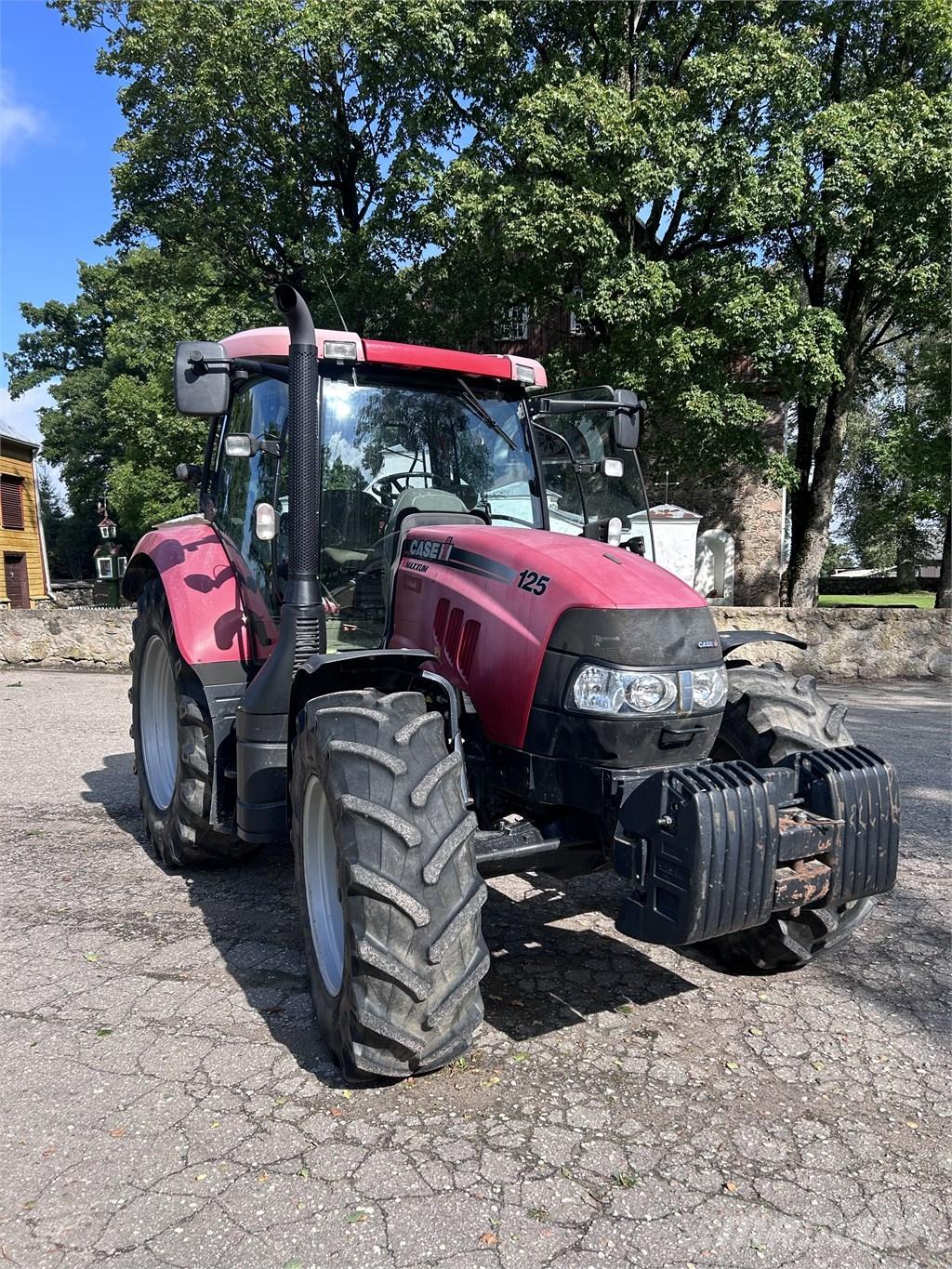 CASE Maxxum 125 Traktorok