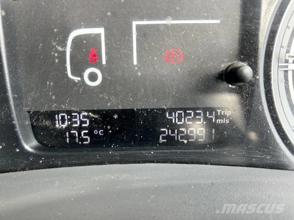 DAF CF 400 Platós/Csörlős teherautók