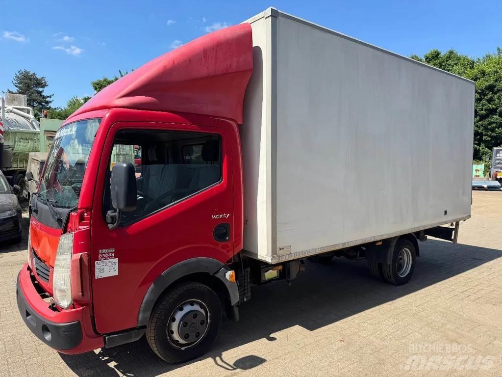 Renault Maxity 130 Egyéb