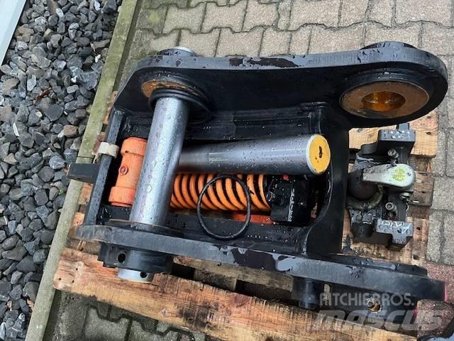  Tefra CAT 320E Gyors csatlakozók