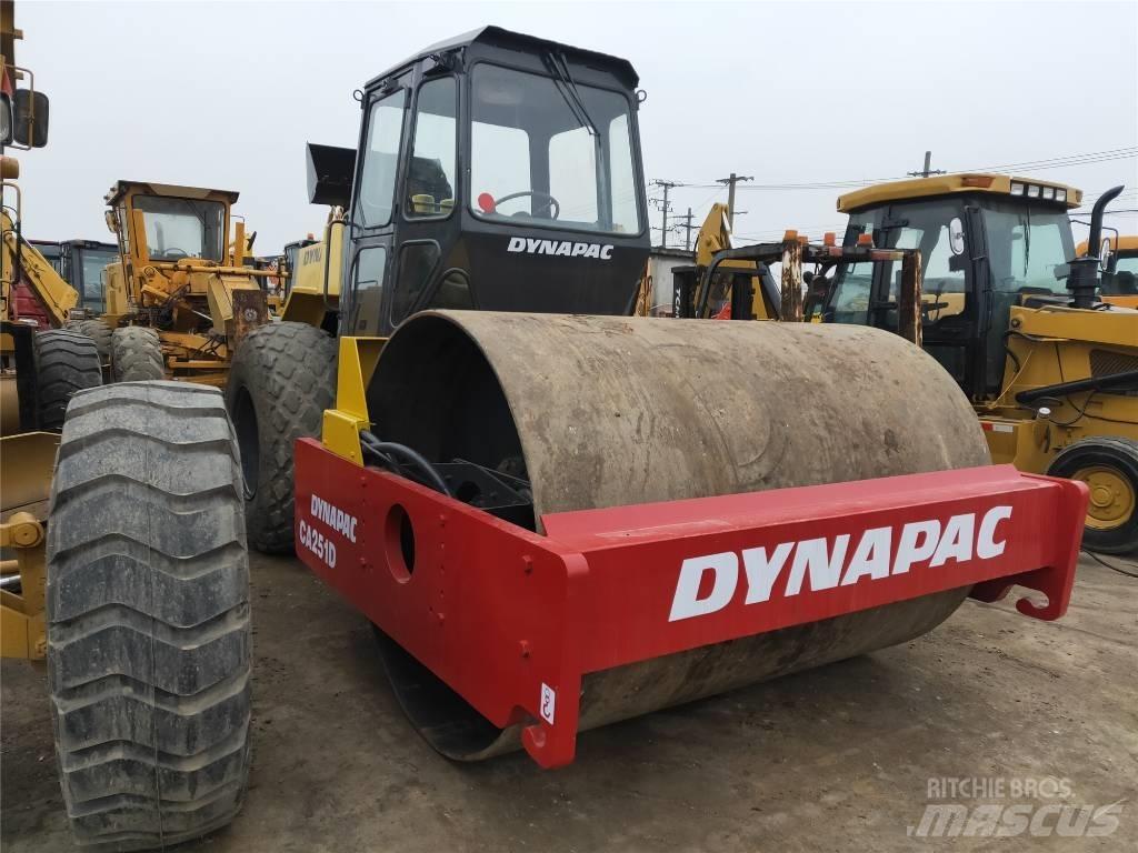 Dynapac CA 251 D Egydobos hengerek