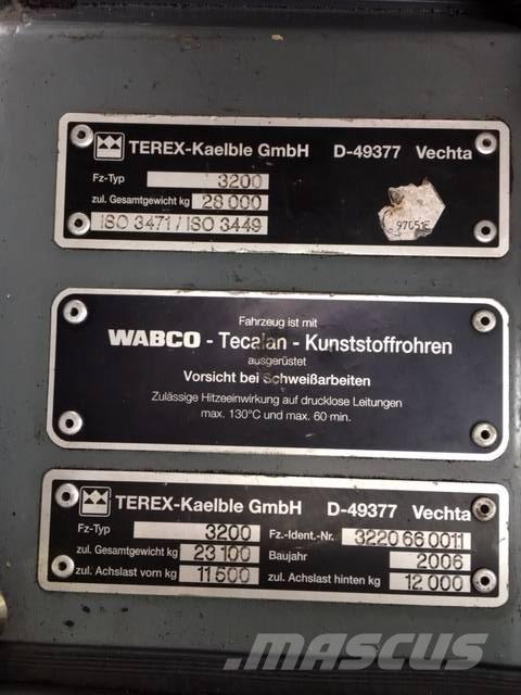 Terex SL 22 Gumikerekes homlokrakodók