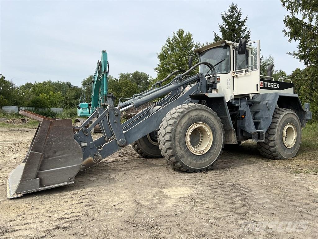 Terex SL 22 Gumikerekes homlokrakodók