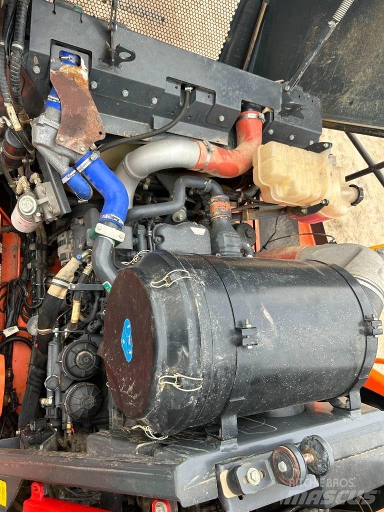 Doosan DA 30 Csuklósdömperek