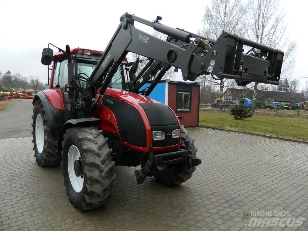 Valtra T 140 Traktorok