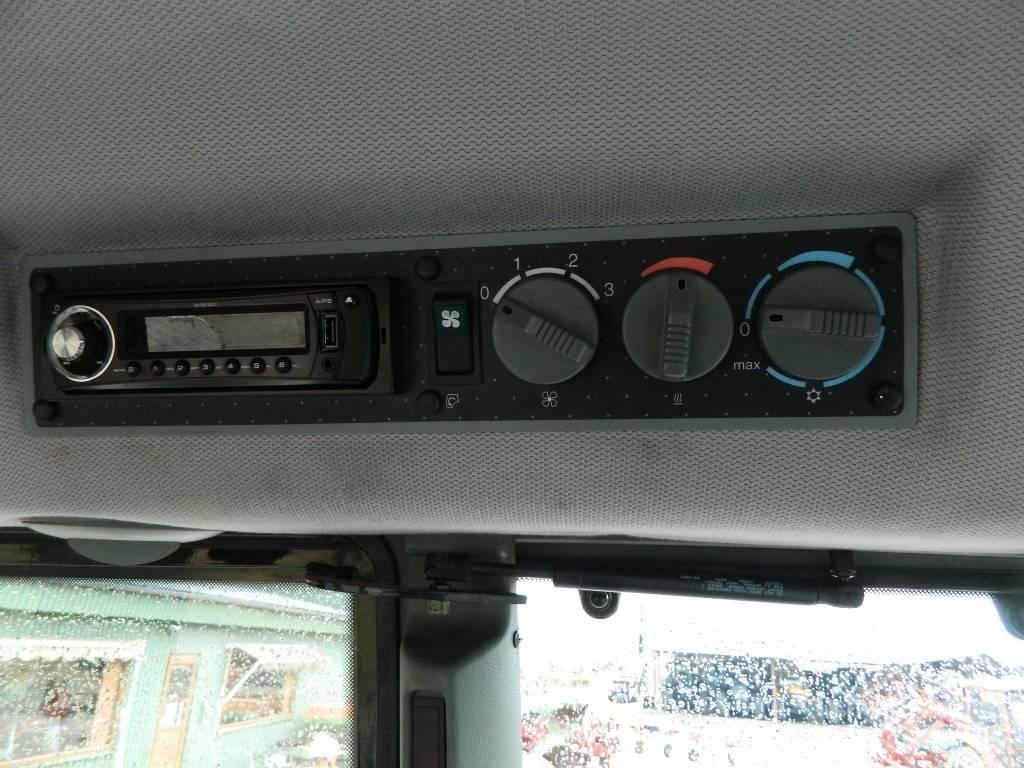 Valtra T 140 Traktorok